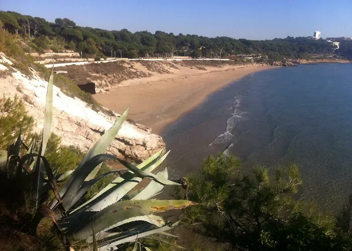 Entre Tres Playas Selectas *