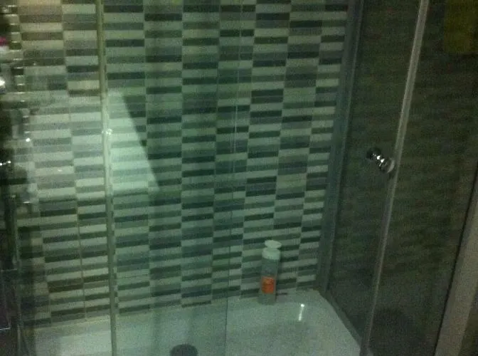 Entre Tres Playas Selectas * Σαλού